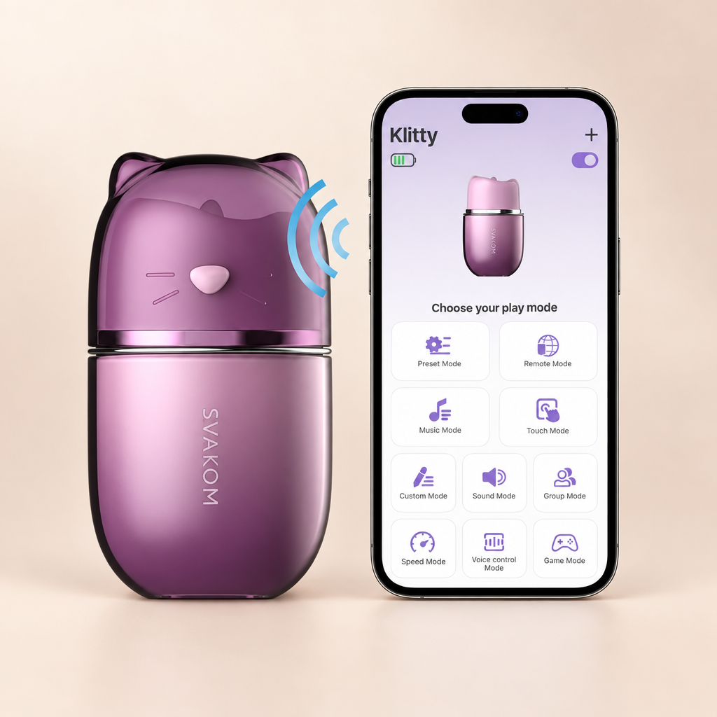 Klitty SVAKOM connecté à l’application SVAKOM sur smartphone, fond crème