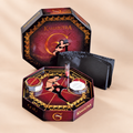 Coffret octogonal Kamasutra Erotic Game avec plateau, cartes et sablier, sur fond crème